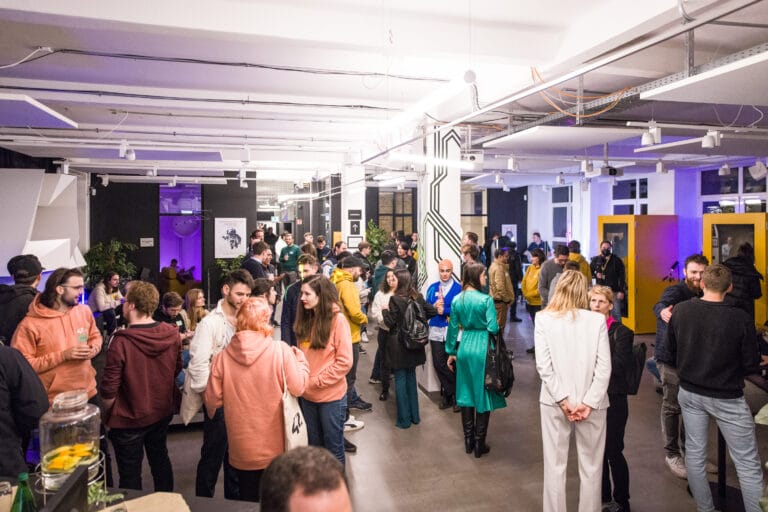 Crowd on 42 berlin campus in Neukölln